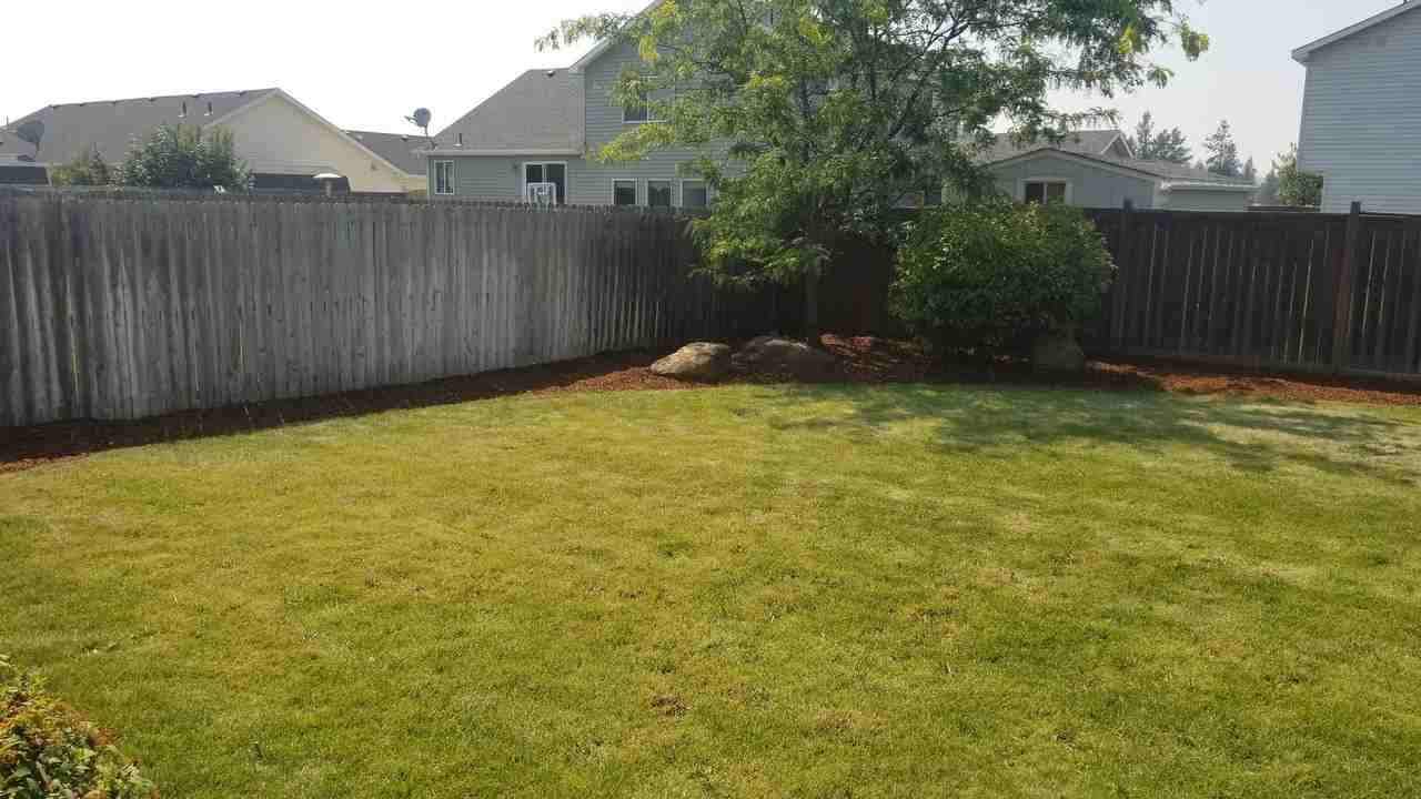 1111 Edna St - Photo 4 of 16
