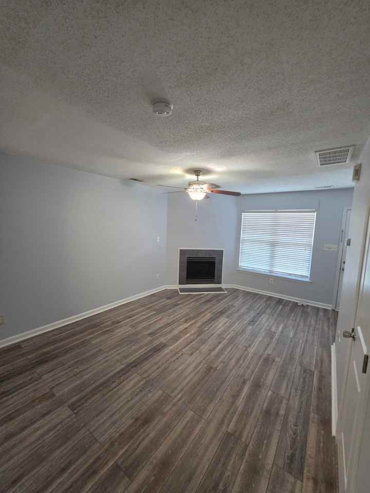 2093 Brandymill Ln - Photo 3 of 14