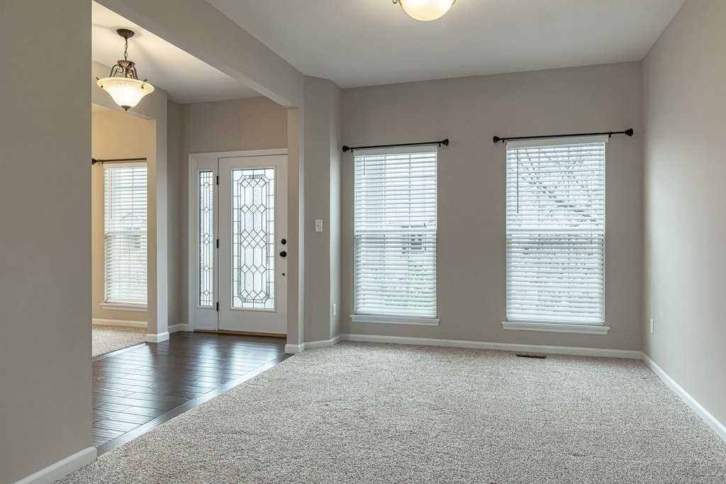 6016 Blake Thomas Dr - Photo 4 of 20