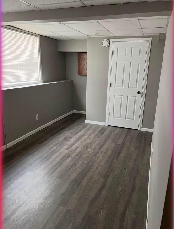 8422 Brunswick Ct N - Photo 7 of 14