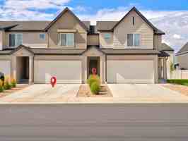 featured image of 1721 E Albion Dr