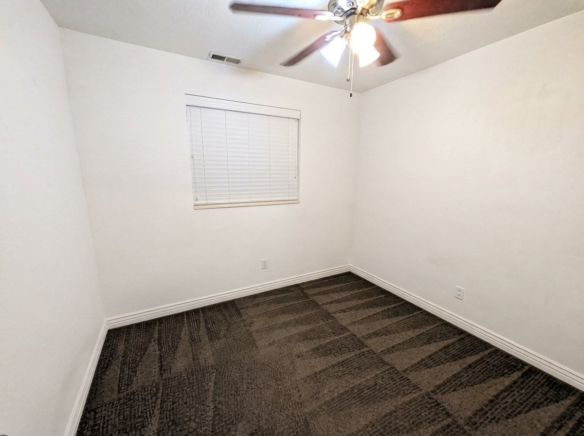 677 W Le Bon Cir #677 - Photo 6 of 8