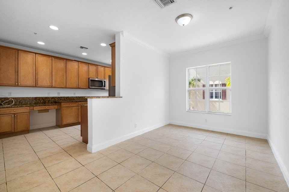 601 S Federal Hwy - Photo 5 of 8