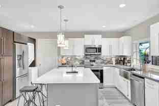 1236 Ne 18th Ave #C - Photo 1 of 1