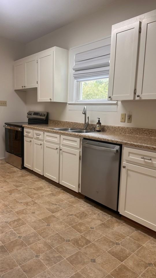 206 Laurel Ave E - Photo 6 of 26