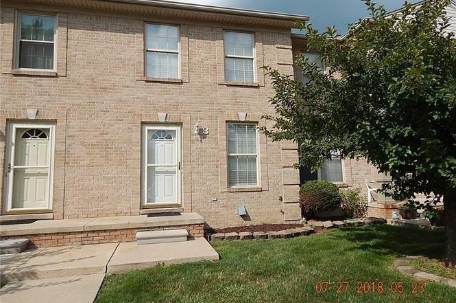 29305 W Jefferson Ave #3 - Photo 2 of 19