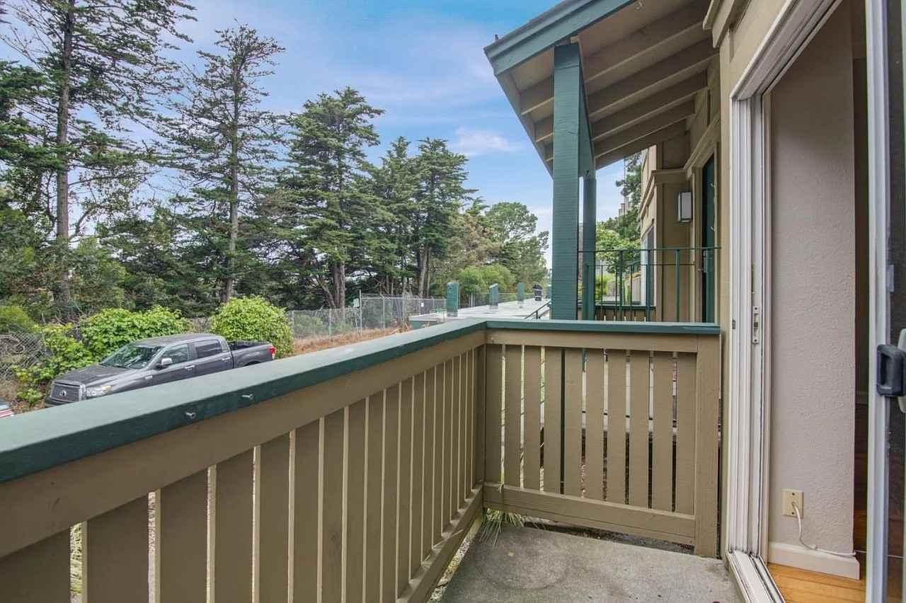 355 Half Moon Ln #2 - Photo 6 of 20
