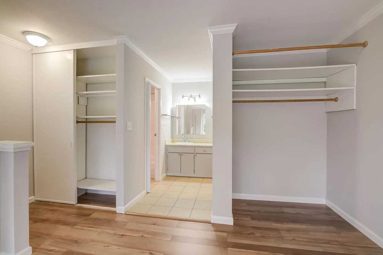 355 Half Moon Ln #2 - Photo 7 of 20
