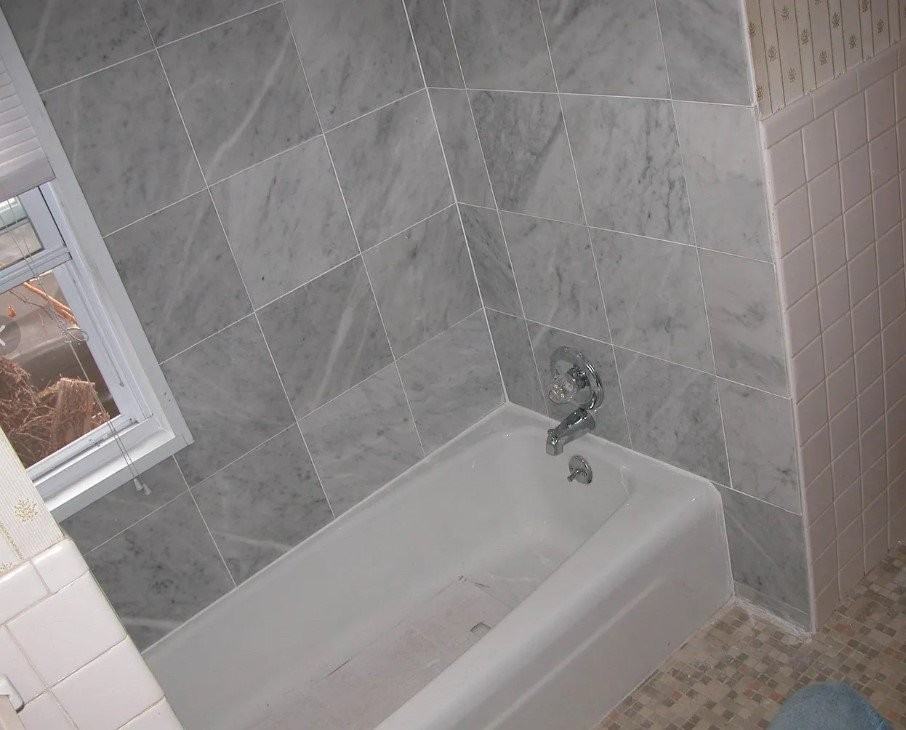 1260 W 67Th St. Rear House #2 - Photo 4 of 7