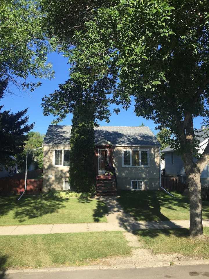 12842 70 St Nw - Photo 4 of 11