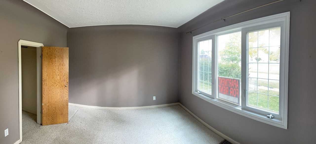 12842 70 St Nw - Photo 7 of 11