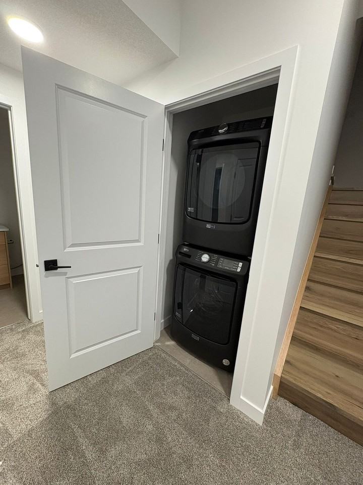 2305 Lancaster Hts Se - Photo 5 of 12