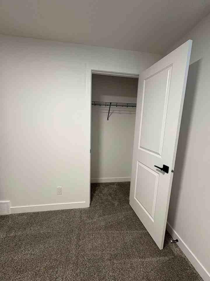 2305 Lancaster Hts Se - Photo 6 of 12
