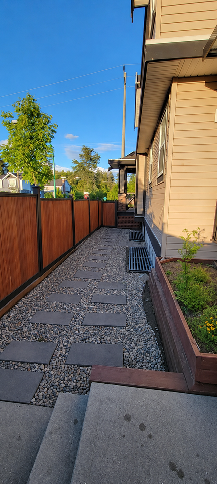6099 148 Street - Photo 4 of 40