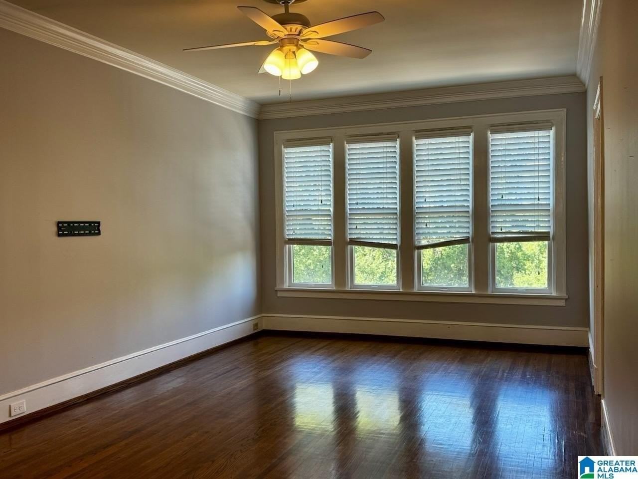 3007 Highland Ave S #2 - Photo 7 of 37