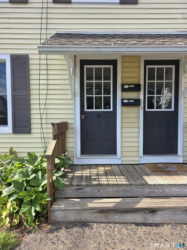 17 John St #A - Photo 3 of 20