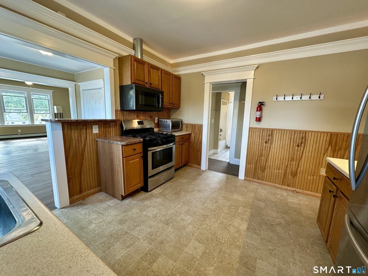 9 Park St #2ndFL - Photo 3 of 32
