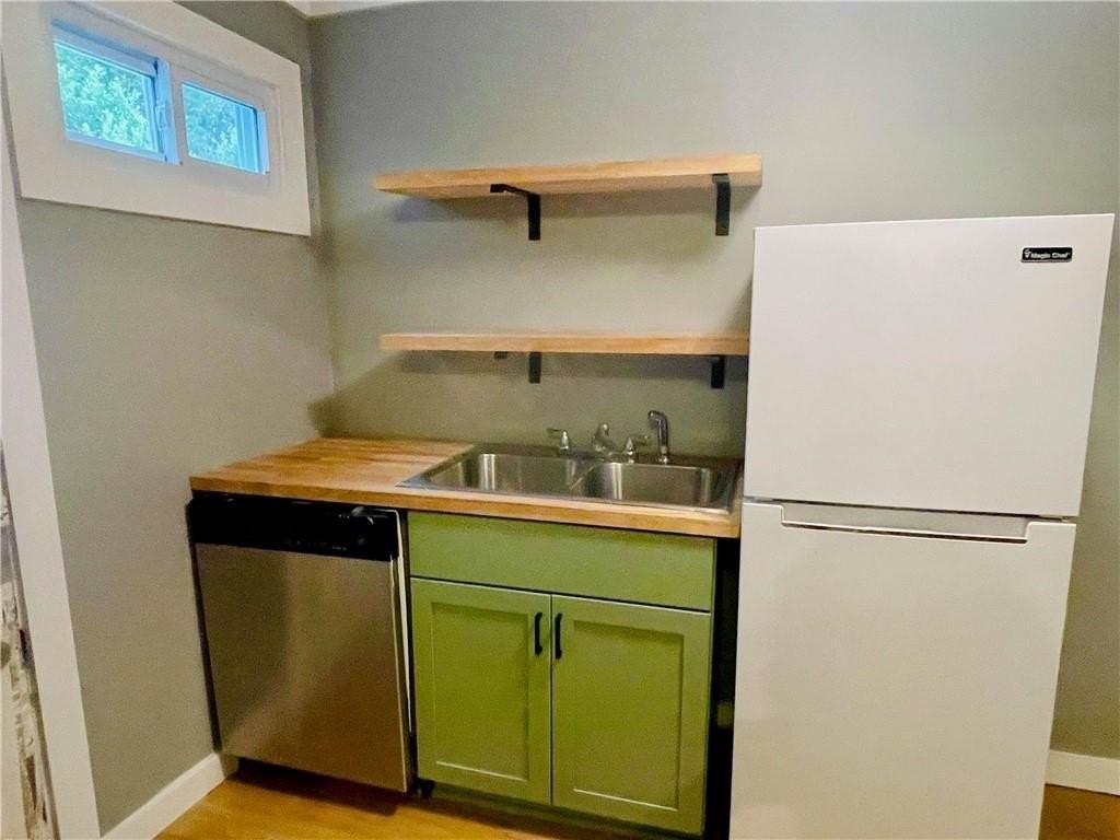 3518 Carroll Ave - Photo 6 of 17