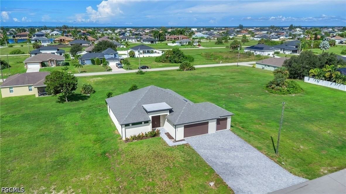3008 Nw 41st Ave - Photo 4 of 29