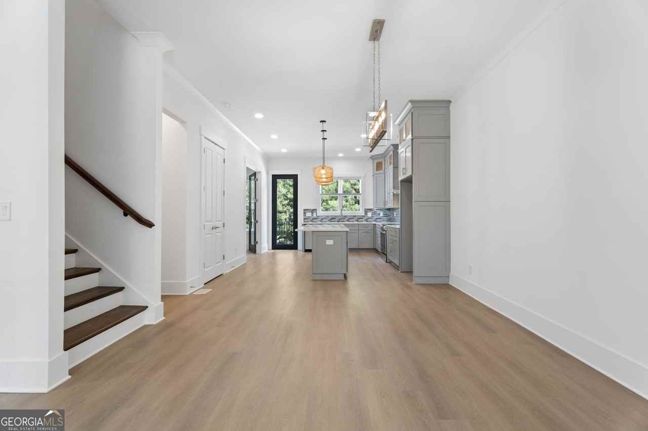 173 Brush Creek Ct - Photo 7 of 50