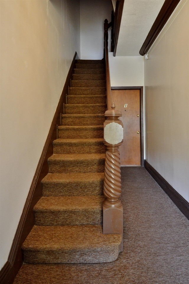 127 W 3rd St #2 - Photo 2 of 16