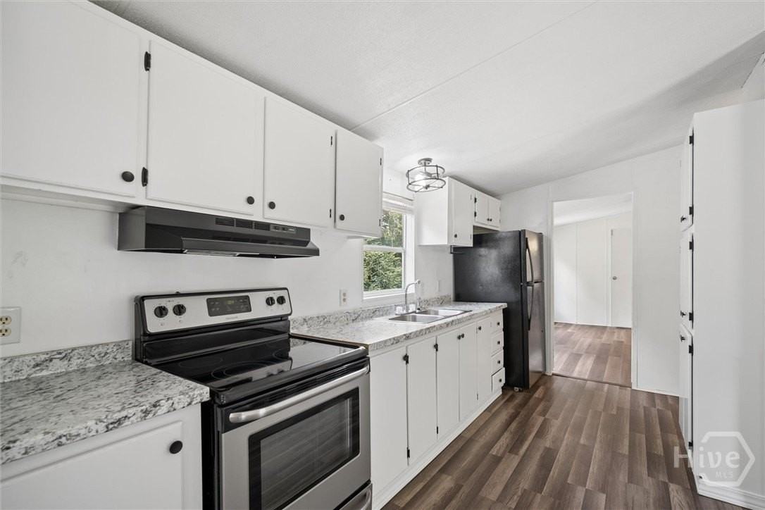 363 Fox Bow Drive - Photo 5 of 14