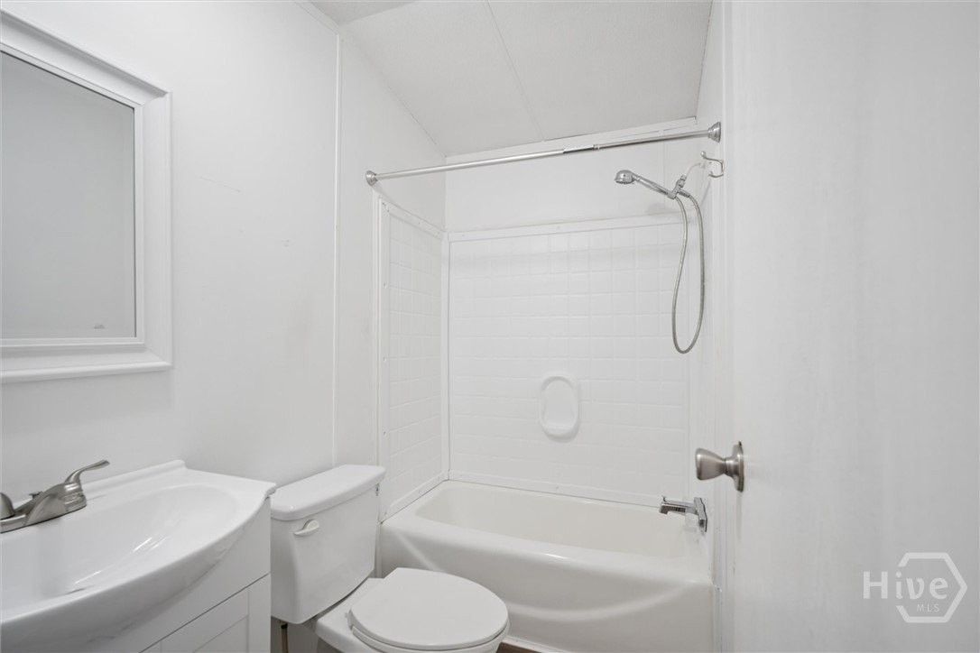 363 Fox Bow Drive - Photo 6 of 14