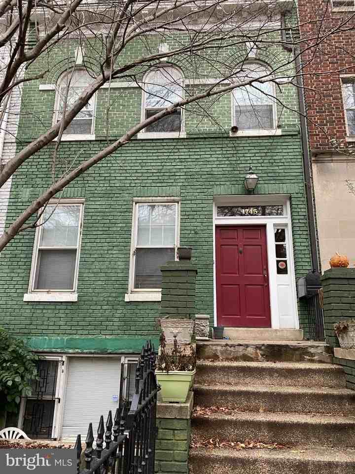 1745 Lanier Pl Nw - Photo 3 of 19