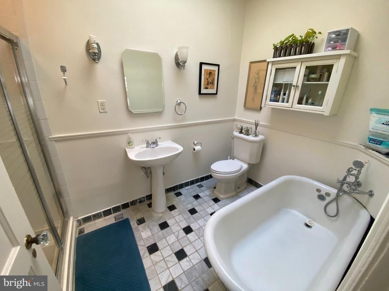 1745 Lanier Pl Nw - Photo 4 of 19