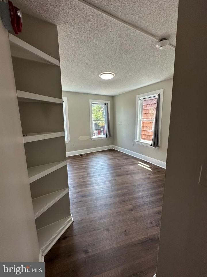 32 West St - Photo 7 of 18