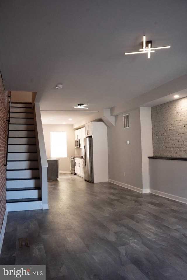 3103 E Monument St - Photo 5 of 31