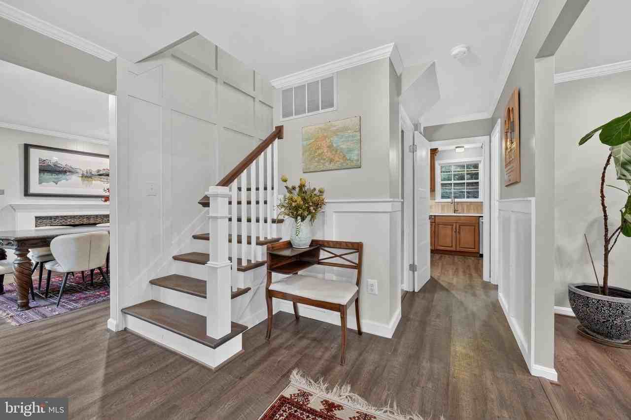 7208 Reservation Dr - Photo 3 of 29