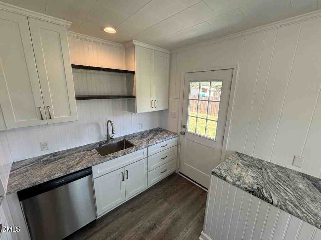1101 E Mason St - Photo 7 of 12