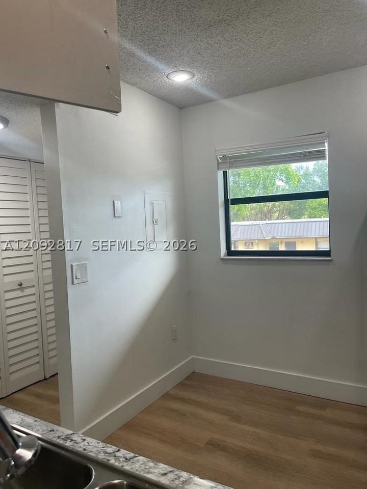 136 Nw 91st Ave #202 - Photo 3 of 19