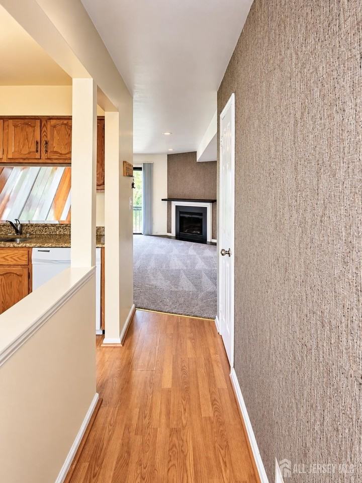 107 Woodbridge Commons Way - Photo 4 of 22