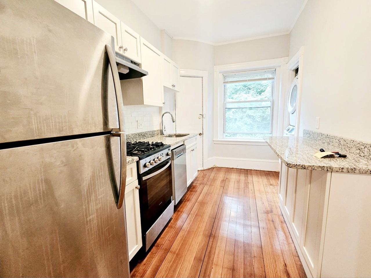 36 High St #9 - Photo 4 of 8