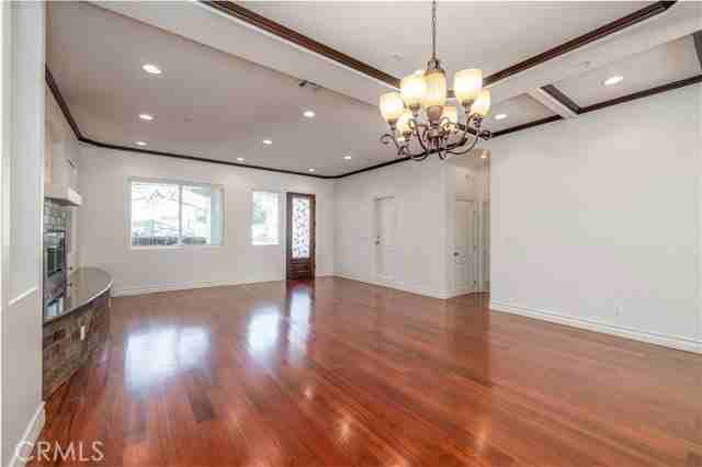 2402 Ives Ln - Photo 5 of 8