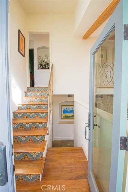 408 6th St - Photo 2 of 8