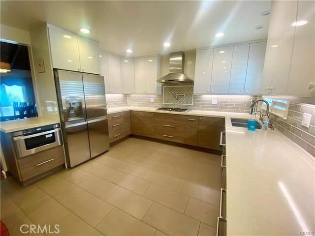 23552 Kivik St - Photo 3 of 6