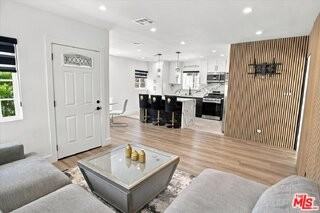 6522 Teesdale Ave - Photo 4 of 8