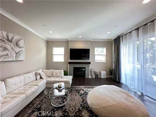 342 Myrtle St #201 - Photo 2 of 8