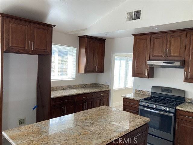 2712 Canada Blvd - Photo 7 of 8