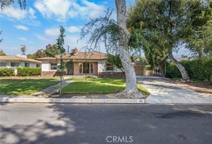 109 W Woodruff Ave - Photo 1 of 1