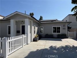 featured image of 190 S Meridith Ave