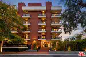 featured image of 1133 5th St #204