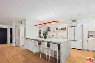 1133 5th St #204 - Photo 7 of 8