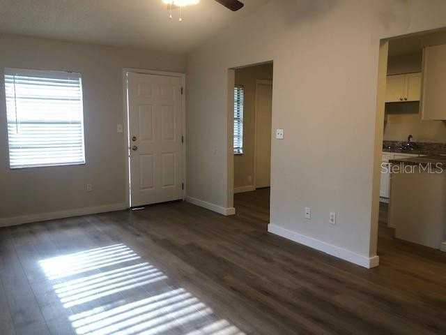 2419 Cedar Ave #B - Photo 2 of 13