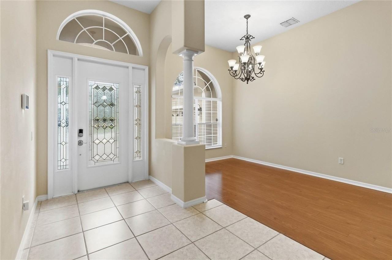 513 Parkside Pointe Blvd - Photo 3 of 50