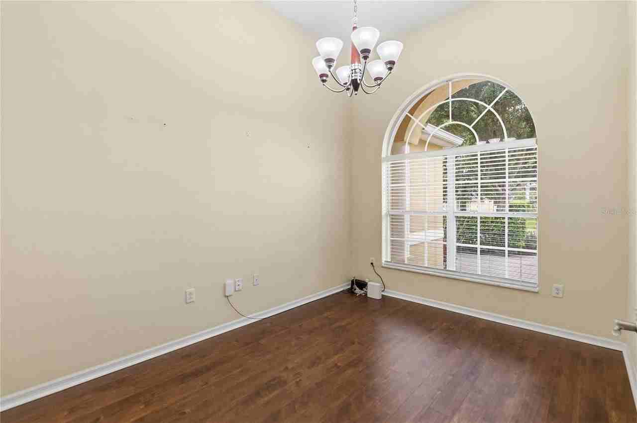 513 Parkside Pointe Blvd - Photo 6 of 50