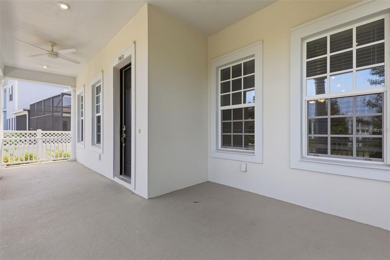 7410 Barrier Cove Way - Photo 5 of 31